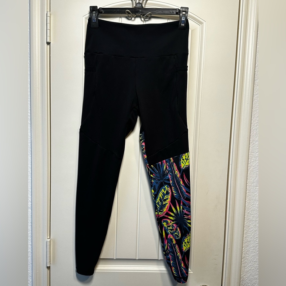 Flex It Pink brand Women’s Tropical Vibes leggings